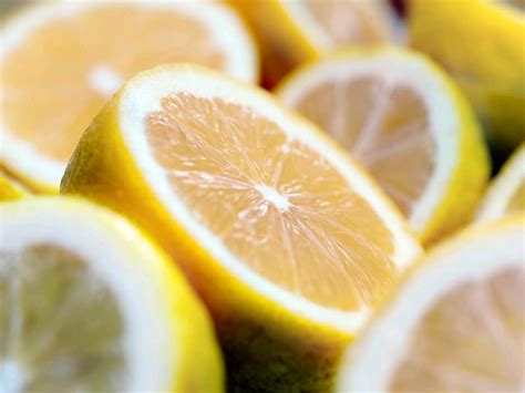 Lemons Benefits Nutrition Tips And Risks