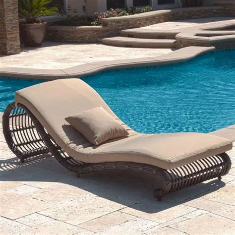 Cool Selecting The Proper Pool Lounge Chairs For Your Residence Pool