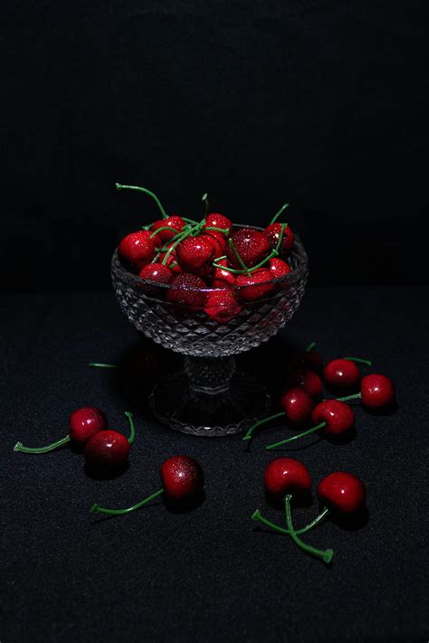 Sweet Cherry Cherry Fruit Berry Drops Wet Hd Phone Wallpaper Peakpx