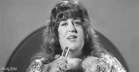 Cass Elliot’s Soaring Solo Of ‘dream A Little Dream Of Me’ After ‘mamas And Papas’ Break Up