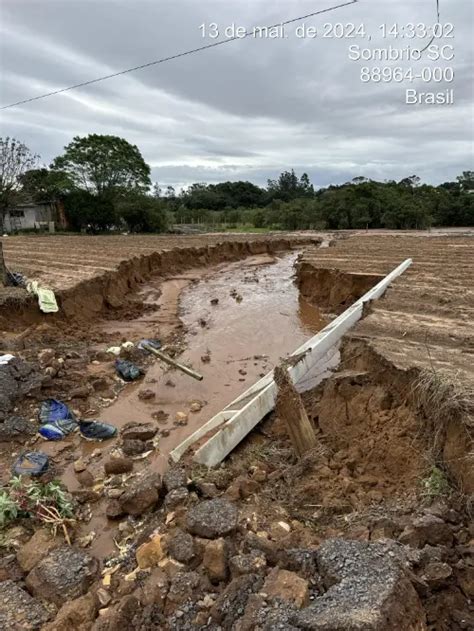 Sombrio Em Estado De Emerg Ncia Chuvas Intensas Causam Estragos E