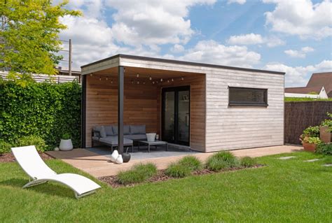 Modern Tuinhuis Met Overdekt Terras En Tuinkamer In Irokohout Abri De