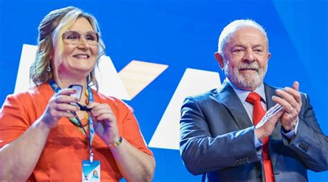 Lula demite presidente da Caixa para nomear indicado do Centrão