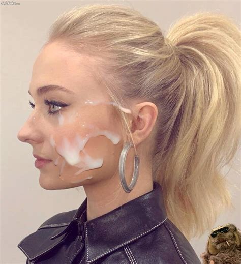 Sophie Turner WhatsApp Image Status Torture Latest Sucking Hot Face