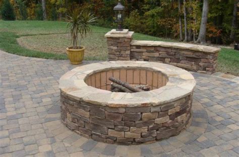 Cinder Block Fire Pit Dyi Fire Pit Fire Pit Ring Cool Fire Pits