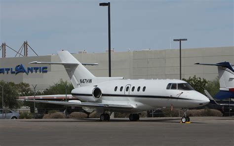 N47HW Hawker 800A 258023 Barry Ambrose Flickr