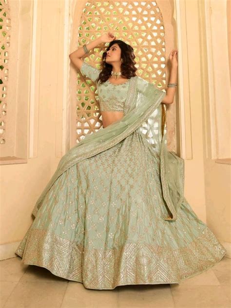 Pin By Rigel On Pins By You Indian Outfits Green Lehenga Lehenga