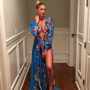 Kelly Kelly WWE Barbara Jean Blank Nude Pics Barbie Shows Nice Ass Scandal Planet