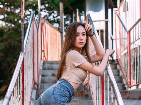 Asian Hd Brunette Depth Of Field Model Woman Rare Gallery