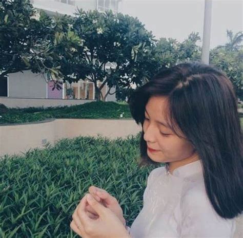 Hình ảnh tăng cân ngố tàu của hot girl Việt thời còn là học sinh cấp 3