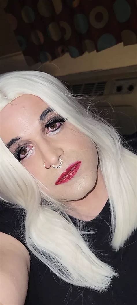 Smoking Sissy Shemale Piercing Amateur Porn Feat Amber F Xhamster