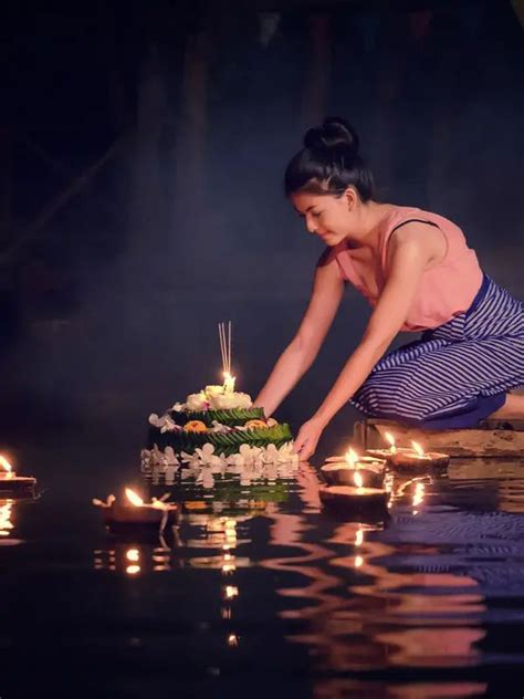 Loy Krathong In Bangkok Date Events Top Places Floating