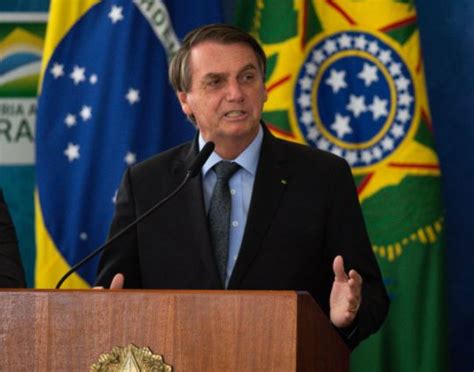 Bolsonaro Assina Decreto Que Cria Sistema De Cr Dito Facilitado Para