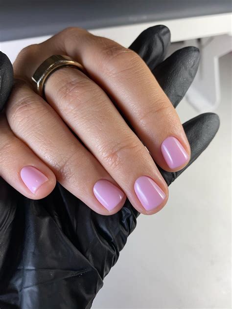 Descubre Qué Es La Manicura Rusa Y Si Te Conviene Probarla Glamour