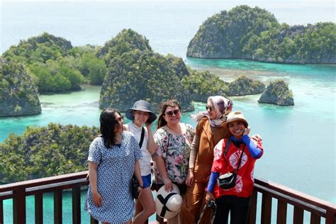 Paket Wisata Raja Ampat Hari Malam Terbaik