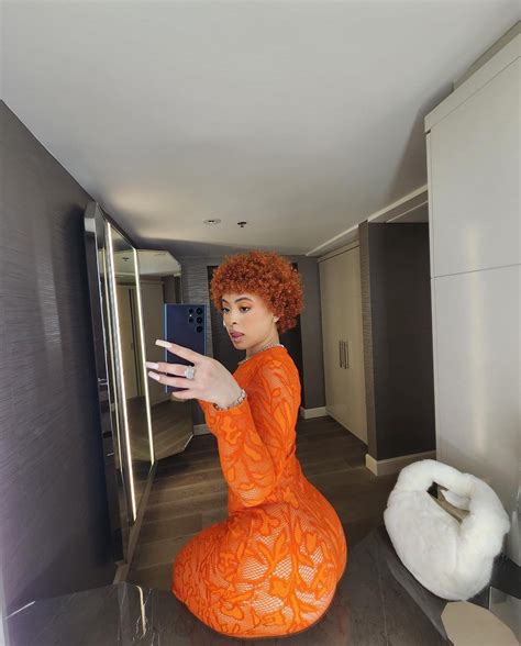 Global rap sensation Ice Spice is using an S23 Ultra on her recent ...