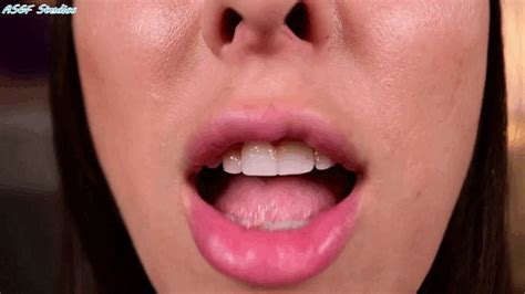 G Goddess Vore Tease Brett Part 2 MP4 Amateur Soles Giantess And Footjobs Clips4sale