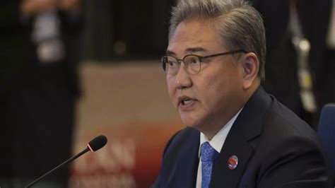 South Korea China Japan Top Diplomats Seek To Boost Trilateral