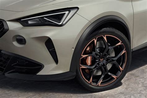 Cupra Formentor Vz Revealed With Quad Copper Exhaust Pipes Torque