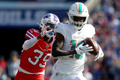 NFL Legend Says Bills' Rival Broke 'Unwritten Rule'