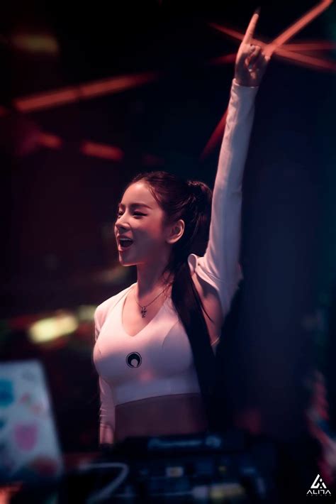 Tổng Hợp 99 DJ Mie Nóng Bikini Cute Dễ Thương Hấp Dẫn