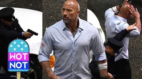 Skyscraper Movie : The Rock & Neve Campbell BTS ? • Celebrity WotNot