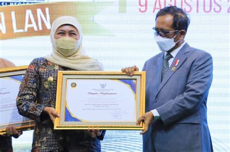 Pemprov Jatim Borong Penghargaan Di Lan Ri Award Surabaya Today