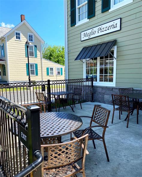 Newtown Pa Restaurants Open For Takeout Curbside Service Andor