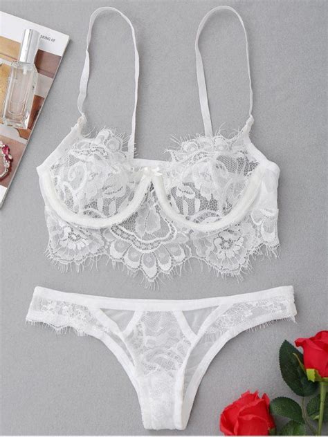 25 Off 2021 Lace Underwire Lingerie Bra Set In White Zaful