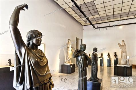 Villa Of The Papyri Statues Illa Of The Papyri A Luxury Villa On The