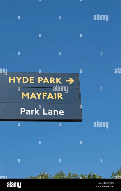 sign at hyde park corner, london, england, giving directions for hyde ...