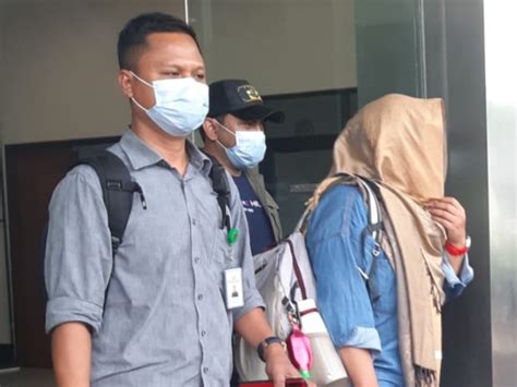 Buronan Korupsi Unm Makassar Ditangkap Di Jakarta Tagar