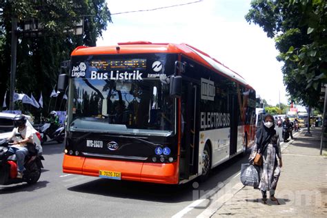 Foto Rencana Transjakarta Tambah Armada Bus Listrik Tahun Ini