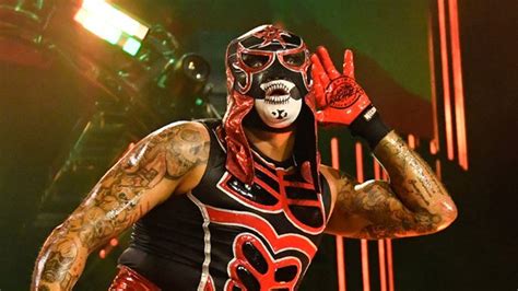 Penta El Zero Miedo Confirma Estar Sob Contrato Com A Aew