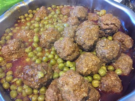 Tajine De Boulettes Aux Petits Pois