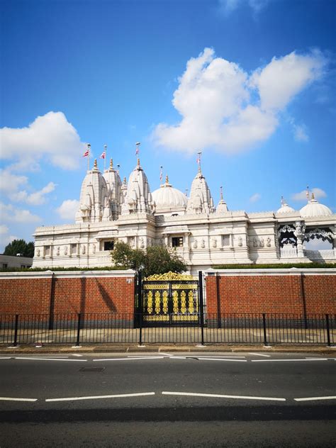 In Photos The Awe Inspiring Neasden Temple Londonist