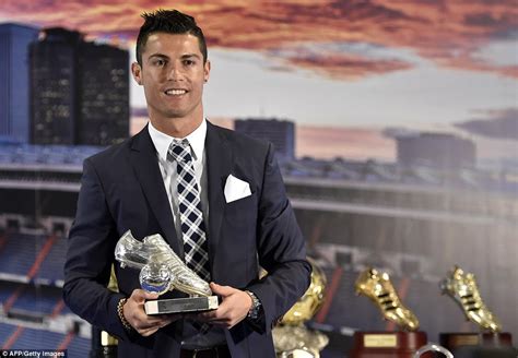 Welcome to Slamabit: Cristiano Ronaldo Receives Special Award after ...