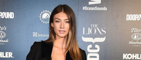 Lorena Rae Goes Naked In Crazy Instagram Picture The Smoke Room
