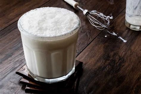 Use These Alternatives To Buttermilk When Cooking