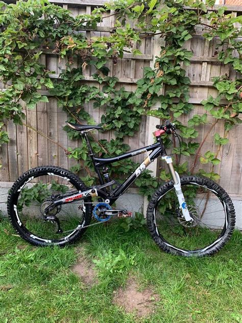 Commencal Meta 55 Xt Full Suspension Mountain Bike In Costessey