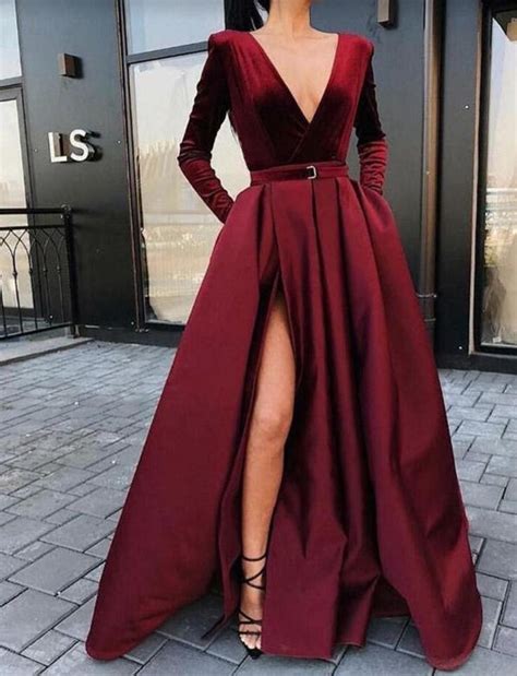 2023 Long Sleeve V Neck Sexy A Line Satin Long Prom Dresses Vestidos