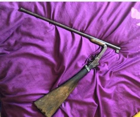Terrifying Weapons Stash Seized In London Raid Pictured By Police