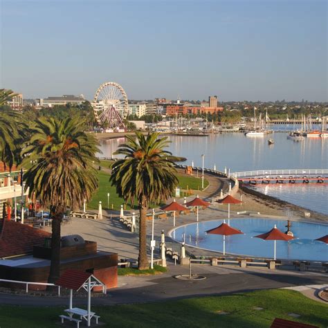 geelong  gateway  australias great ocean road