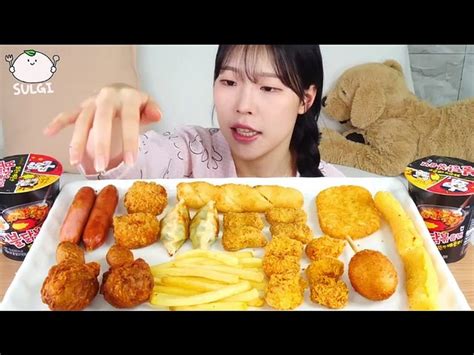 Asmr Mukbang Fire Noodles Collection Of Leftover Fried Foods