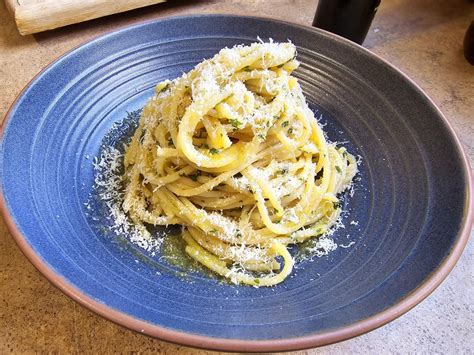 Japanese Spaghetti Aglio Olio E Pepperoncino Dining And Cooking