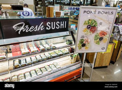 Deli Grocery Store Hi Res Stock Photography And Images Alamy