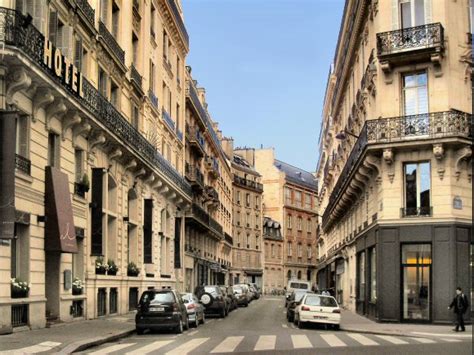 Rue d Argenteuil à Paris