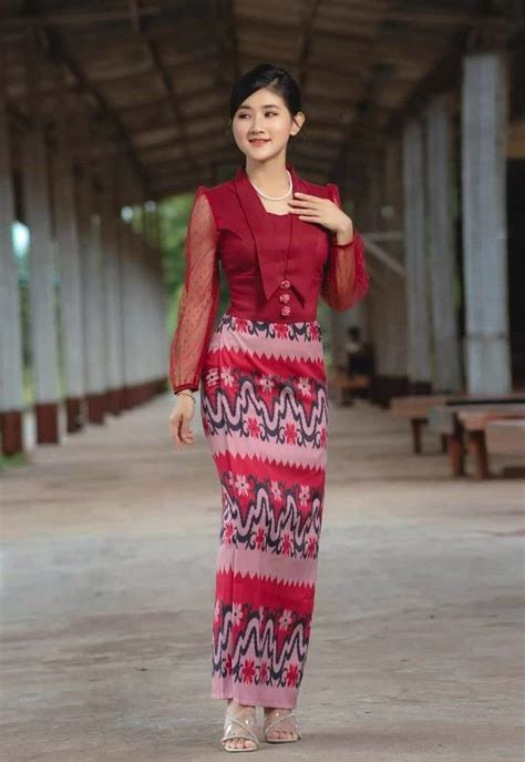 Stylish Dresses For Girls Stylish Girls Photos Batik Fashion Fashion