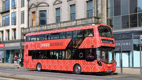 Lothian 562 SA15VUN Lothian Buses Volvo B5LH Wright Eclips Flickr