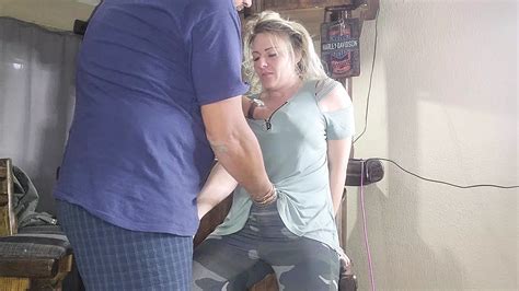 Porno Videos in der Kategorie Heiße Blonde MILF xHamster